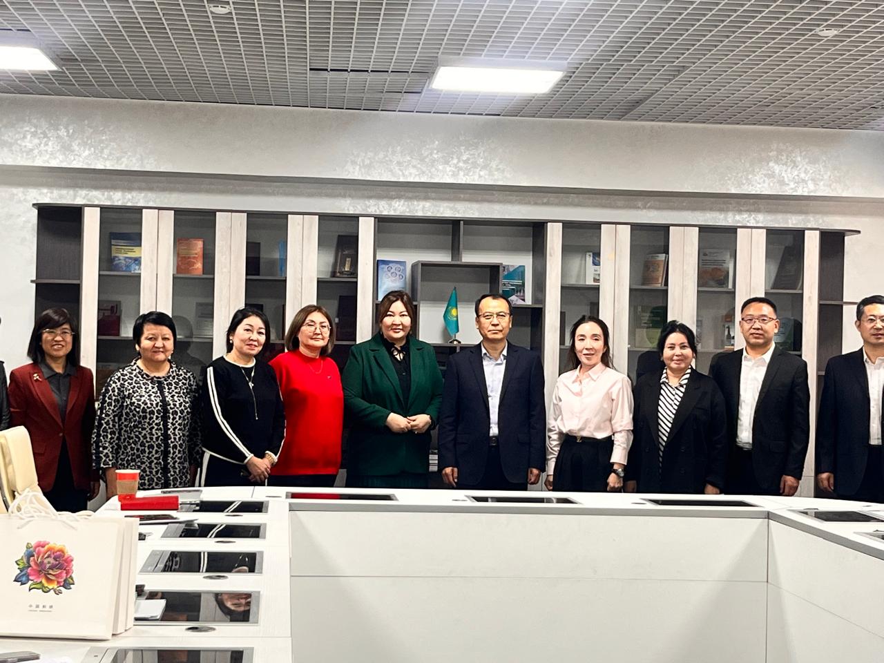 Meeting with the Delegation of the Shandong Provincial Audit Bureau (PRC) at Al-Farabi KazNU